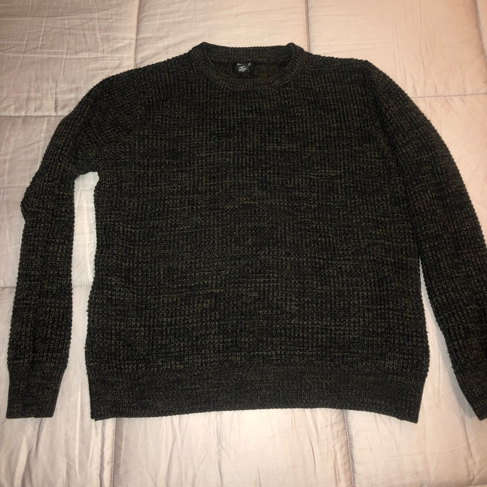(FOREVER 21) dark green sweater